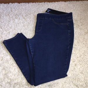 Women’s CHAPS jeans